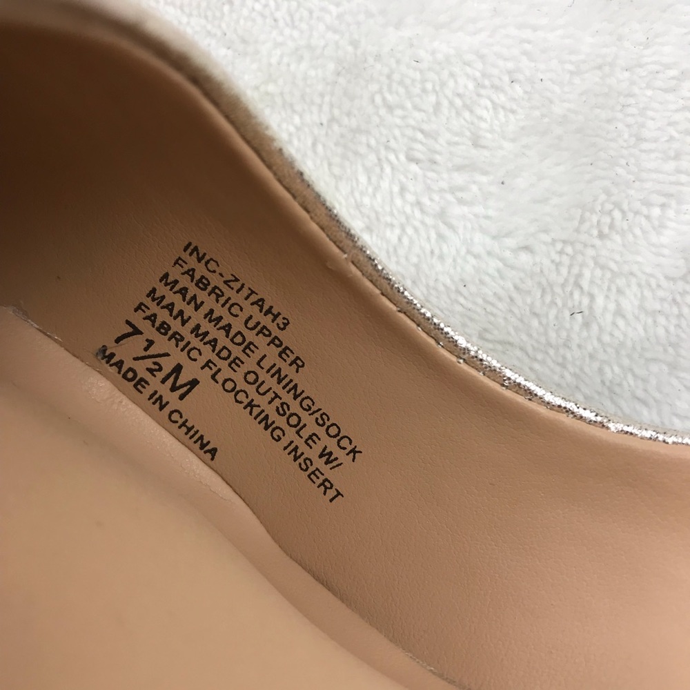 🆕 INC Rhinestone Pointed toe pumps gold 7.5M - Picture 6 of 8